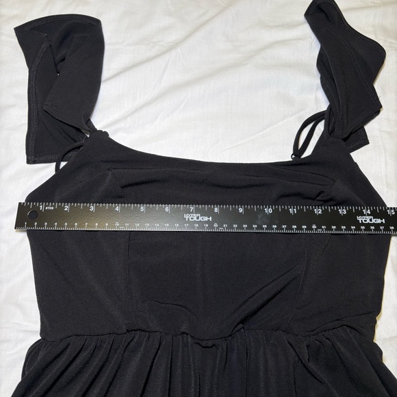 Urban Outfitters Black Off-Shoulder Dress - Picture 6 of 8
